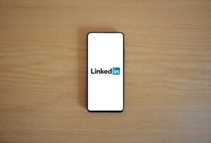 Read more about the article Boosting Your LinkedIn Engagement: A Proven Framework to Grow Your Professional Influence