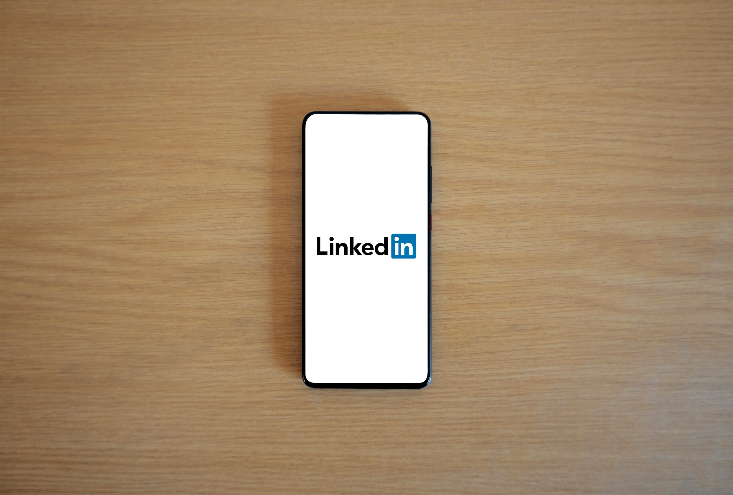 Read more about the article Boosting Your LinkedIn Engagement: A Proven Framework to Grow Your Professional Influence